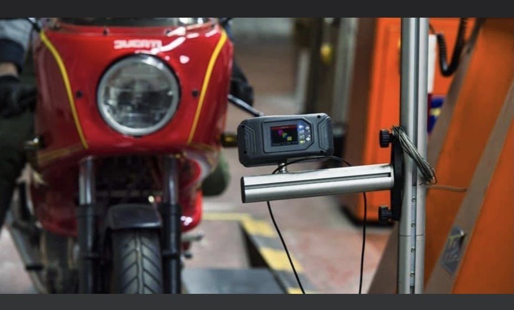Revisione di uno scooter